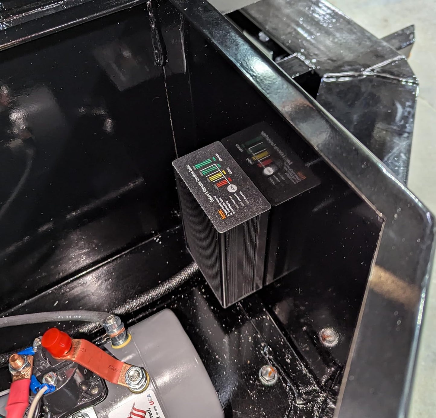 10 Amp Panel Mount Battery Charger & Tester for Dump Trailer
